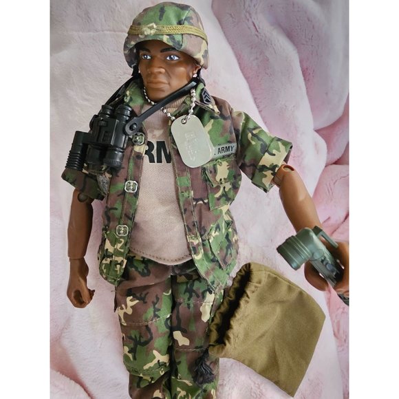 Hasbro Toys Vintage 92 Gi Joe 2 African American Action Figure